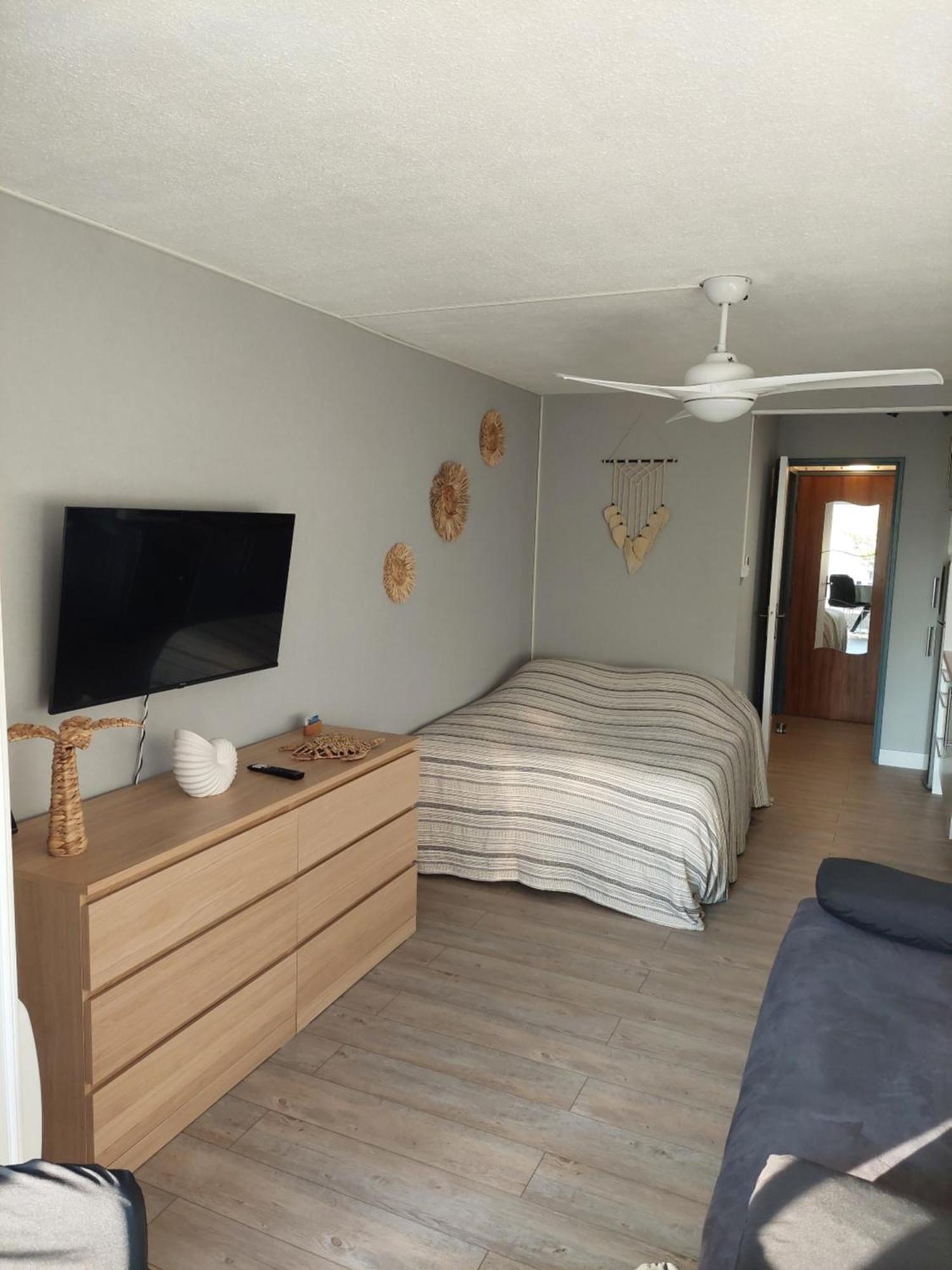 Location Studio Cap D'Agde Exteriér fotografie